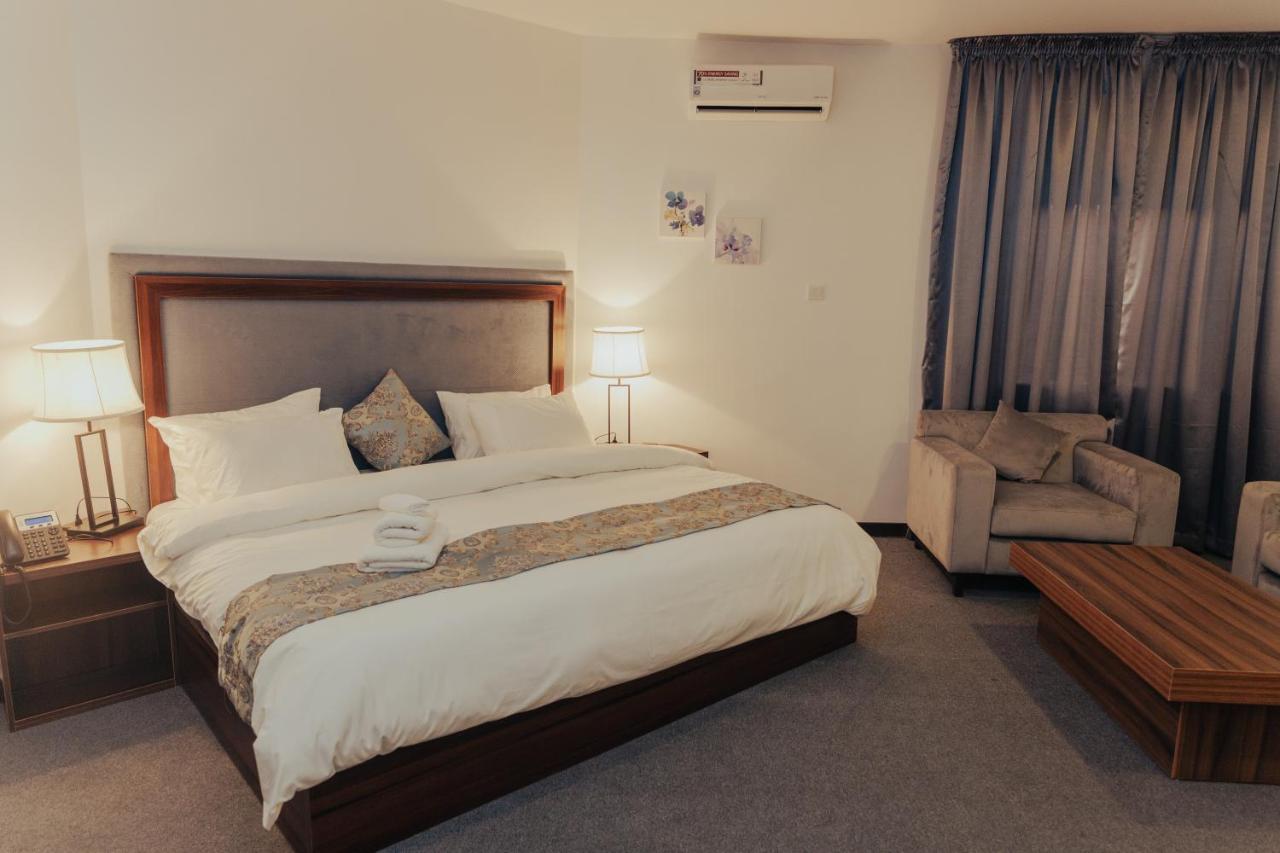 Sinclair Lake Chad Abuja Kültér fotó